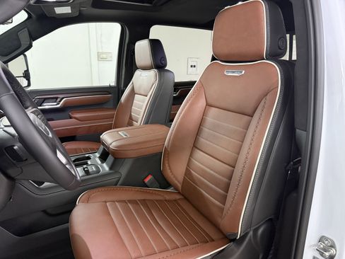 New 2026 GMC Sierra 3500 Denali Ultimate w/ Snow Plow Prep/Camper Package image 22