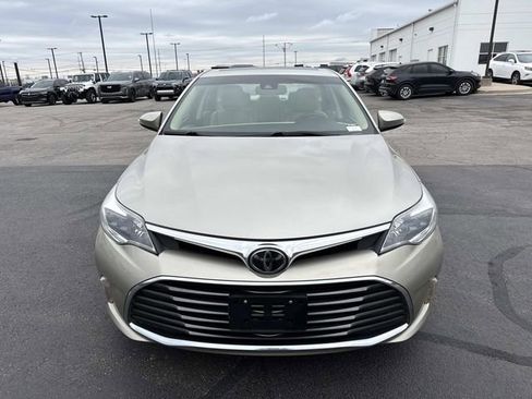 Used 2018 Toyota Avalon XLE Premium image 7