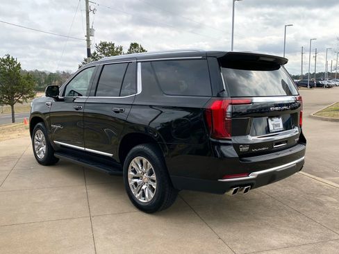 Used 2025 GMC Yukon Denali image 4