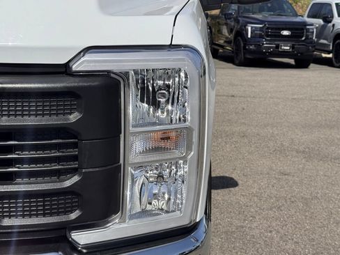 Used 2024 Ford F350 XL w/ XL Chrome Package RWD image 8