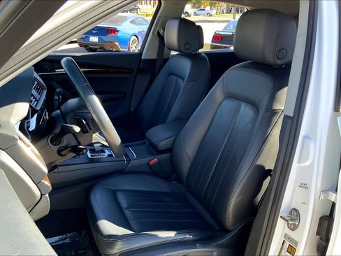 Used 2020 Audi Q5 2.0T Premium image 8