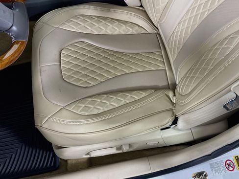 Used 2010 Lexus ES 350 w/ Preferred Accessory Package FWD image 19