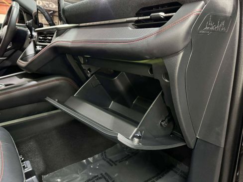 Used 2025 Ford Explorer ST-Line w/ Premium Package RWD image 36