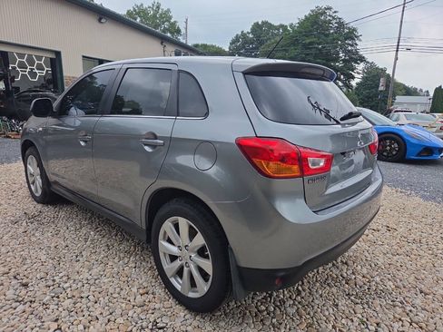 Used 2014 Mitsubishi Outlander Sport SE AWD/4WD image 4