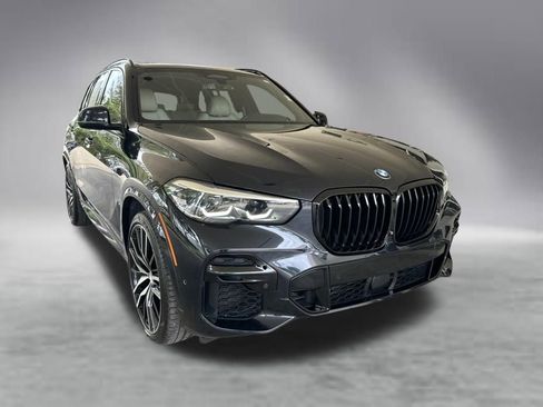 Used 2022 BMW X5 sDrive40i w/ M Sport Package RWD image 2