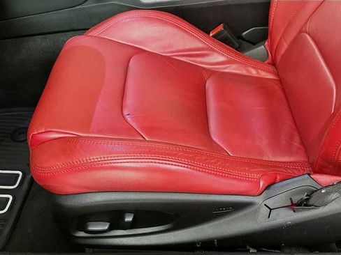 Used 2019 Chevrolet Camaro SS image 30