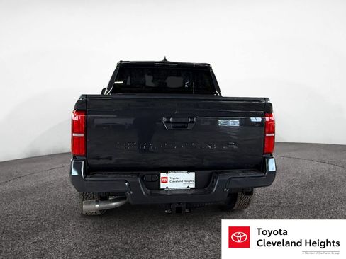 New 2026 Toyota Tacoma TRD Off-Road AWD/4WD image 4