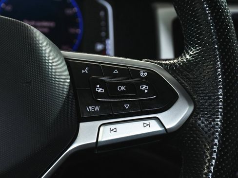 Used 2021 Volkswagen Atlas Cross Sport SEL R-Line image 35