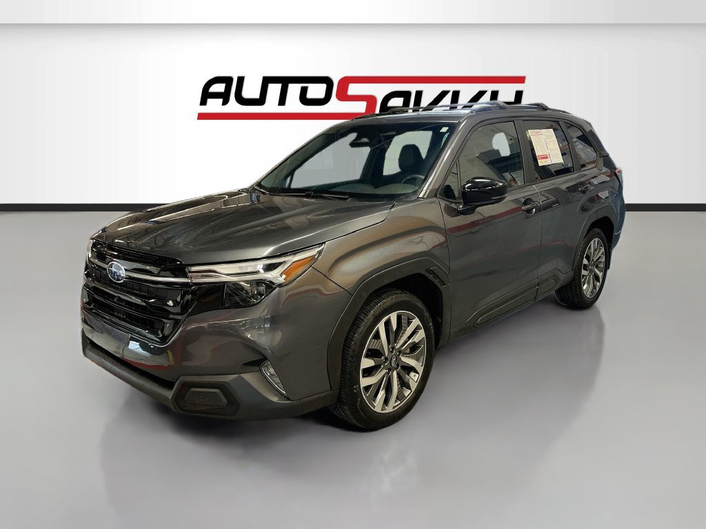 Used 2025 Subaru Forester Touring w/ Popular Package - Touring AWD/4WD image 3