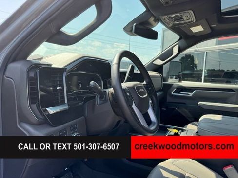 Used 2025 GMC Sierra 2500 SLT w/ SLT Premium Package AWD/4WD image 8