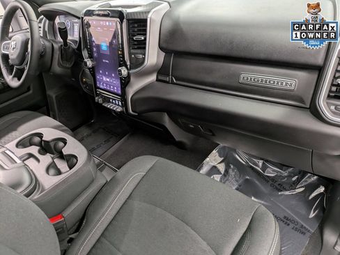 Used 2025 RAM 2500 Big Horn AWD/4WD image 30
