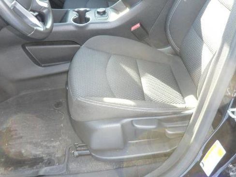 Used 2022 GMC Terrain SLE w/ LPO, Floor Liner Package image 19