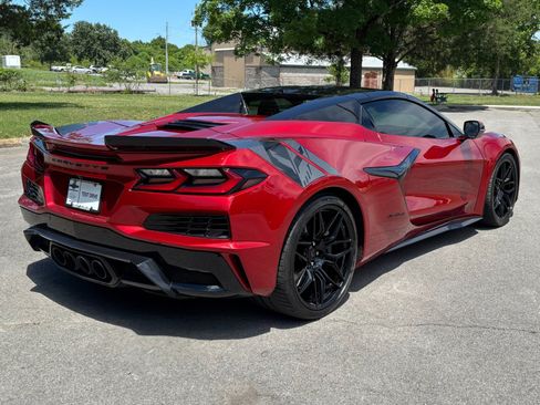 Used 2024 Chevrolet Corvette Z06 RWD image 12