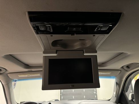 Used 2015 GMC Yukon SLT w/ Open Road Package image 28