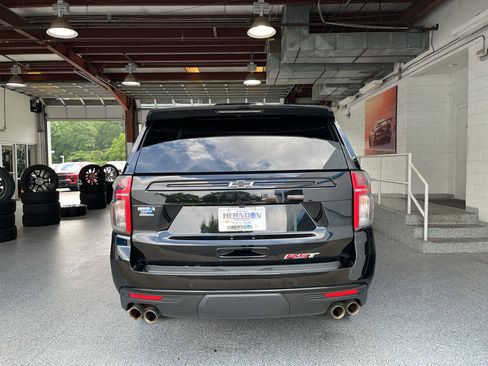 Used 2024 Chevrolet Tahoe RST w/ Sport Performance Package AWD/4WD image 7