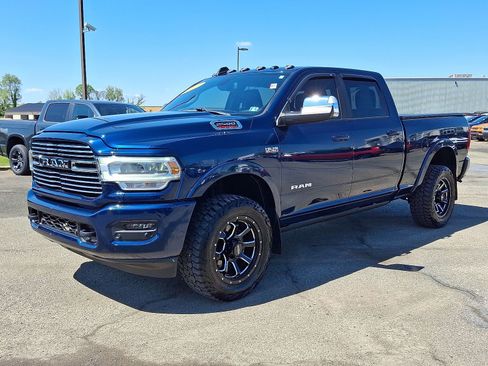 Used 2020 RAM 2500 Laramie AWD/4WD image 3