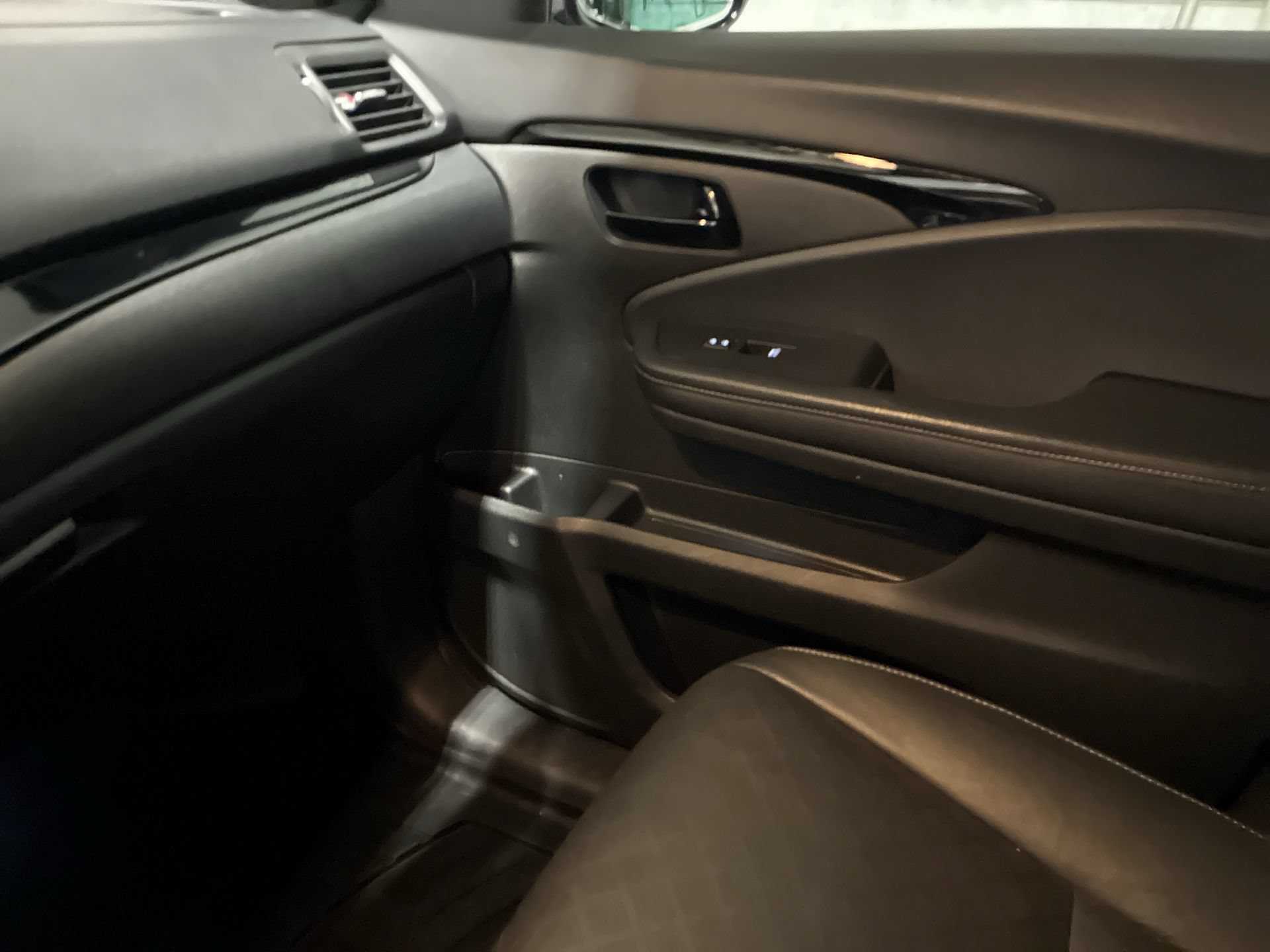 Certified 2023 Honda Passport Elite image 33