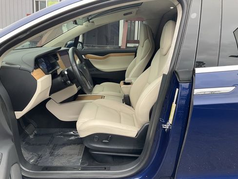Used 2018 Tesla Model X 100D image 14