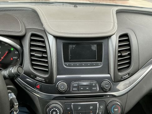 Used 2014 Chevrolet Impala LS w/ LS Convenience Package image 10