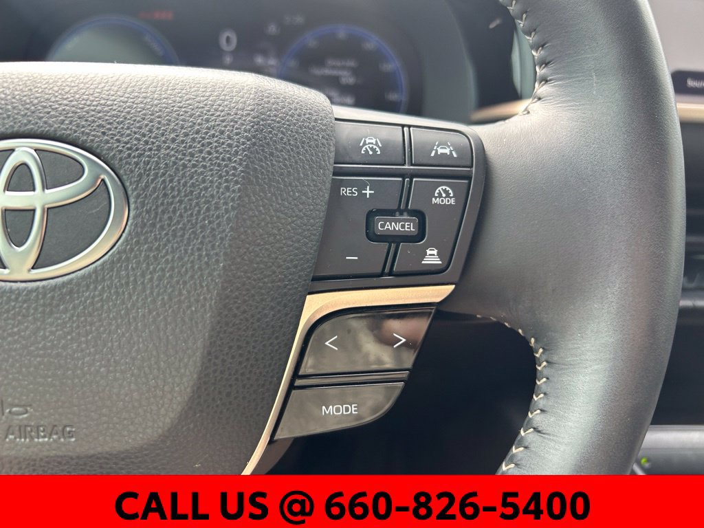 Certified 2025 Toyota Crown Platinum AWD/4WD image 20