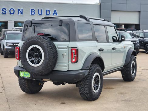 Used 2024 Ford Bronco Badlands AWD/4WD image 5