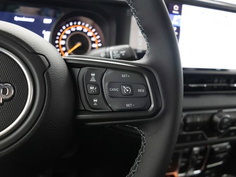 New 2026 Jeep Gladiator Mojave AWD/4WD image 37