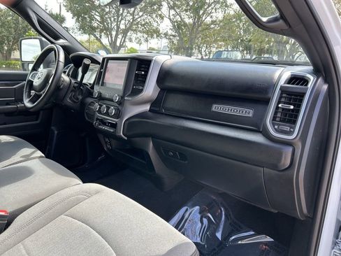 Used 2024 RAM 3500 Big Horn image 35