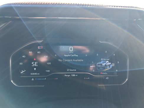 Used 2024 GMC Sierra 2500 AT4 w/ AT4 Premium Plus Package image 17