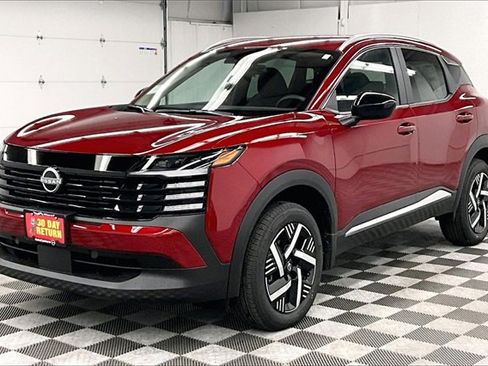 New 2026 Nissan Kicks SV image 2