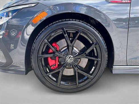 Used 2024 Volkswagen GTI SE image 10