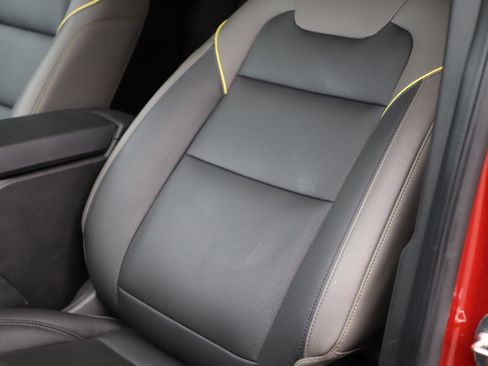 Used 2024 Chevrolet Trax ACTIV w/ Sunroof Package image 20