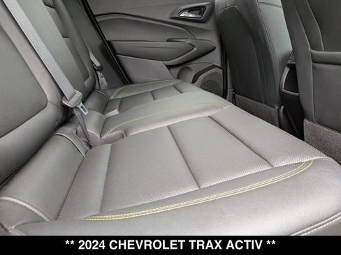 Used 2024 Chevrolet Trax ACTIV w/ Driver Confidence Package FWD image 26