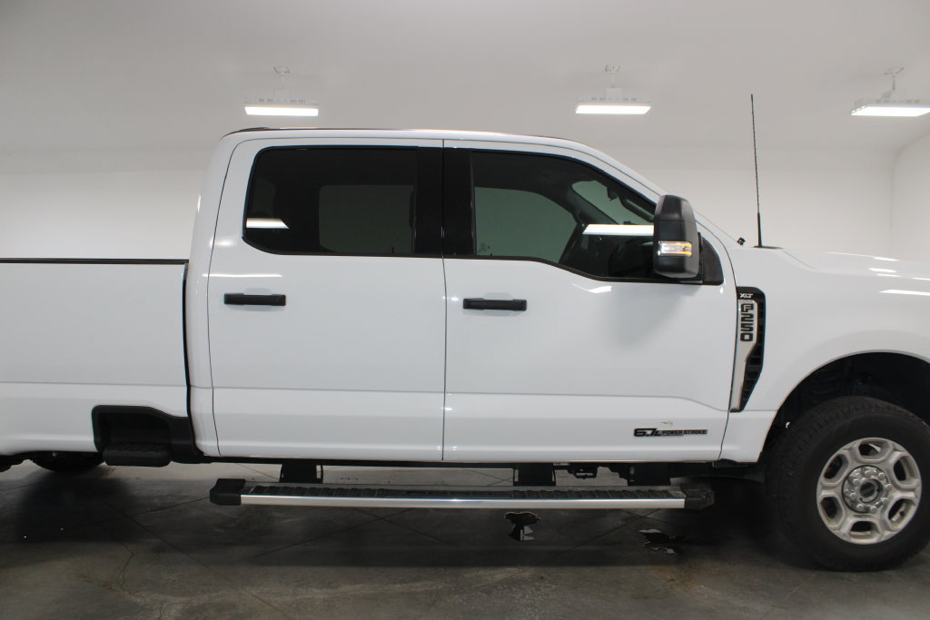 Used 2025 Ford F250 XLT AWD/4WD image 11