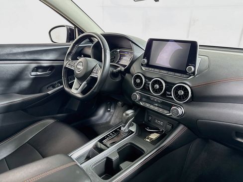 Used 2024 Nissan Sentra SR w/ SR Premium Package FWD image 30