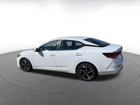 Used 2025 Nissan Sentra SV image 10