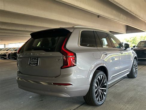 New 2026 Volvo XC90 B6 Plus w/ Protection Package Premier image 2