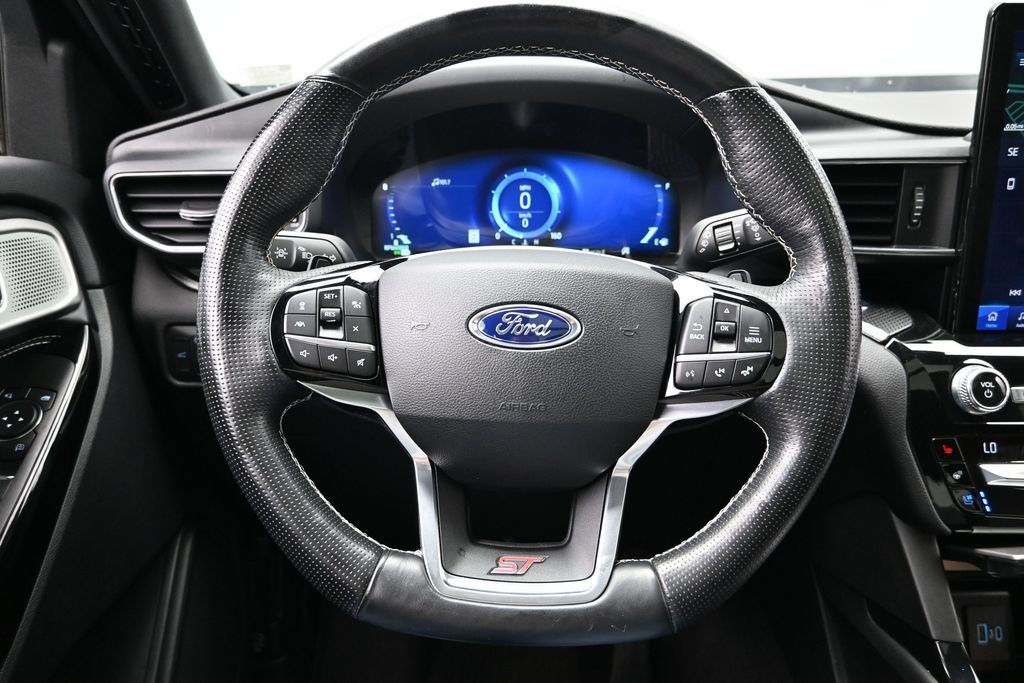 Used 2021 Ford Explorer ST w/ ST Street Pack AWD/4WD image 27