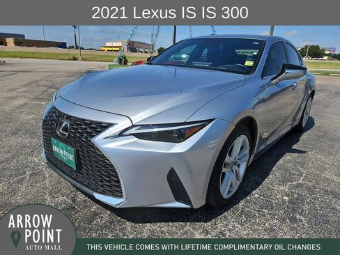 Used 2021 Lexus IS 300 AWD w/ Comfort Package image 4