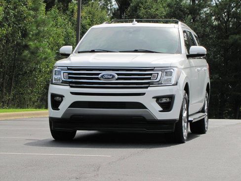 Used 2021 Ford Expedition XLT RWD image 8