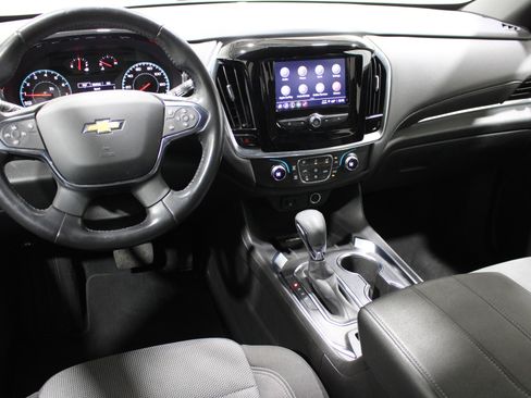 Used 2022 Chevrolet Traverse LT w/ LPO, Cargo Package image 2