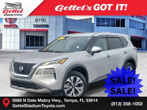 Used 2023 Nissan Rogue SV image 1