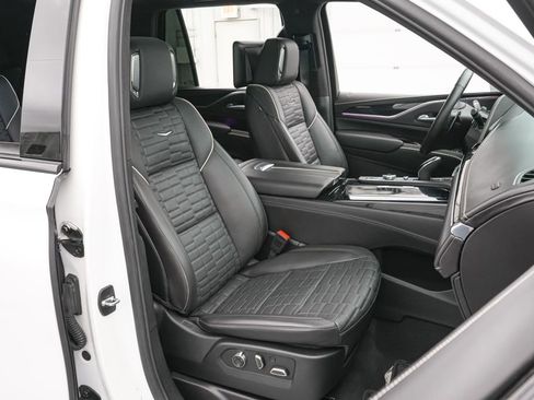 Used 2024 Cadillac Escalade V image 45