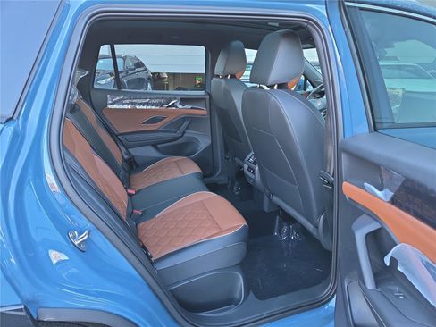 New 2026 Volkswagen Tiguan SEL R-Line image 31