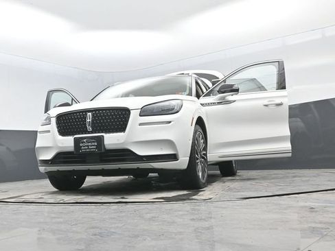 Used 2021 Lincoln Corsair Reserve w/ Equipment Group 201A image 38