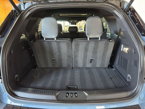 Used 2025 Ford Explorer ST image 22