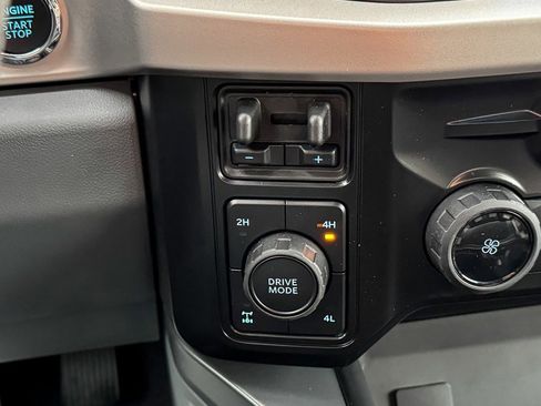 New 2026 Ford F250 XLT w/ XLT Premium Package image 39