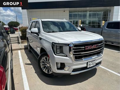 Used 2022 GMC Yukon SLT w/ SLT Luxury Package