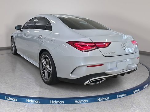 Used 2023 Mercedes-Benz CLA 250 4MATIC image 9