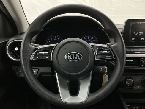 Used 2020 Kia Forte LXS FWD image 33