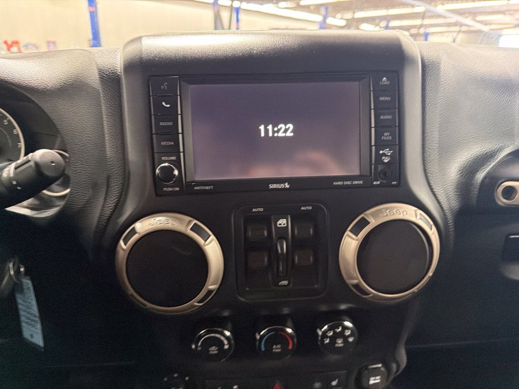 Used 2016 Jeep Wrangler Unlimited Sahara AWD/4WD image 16